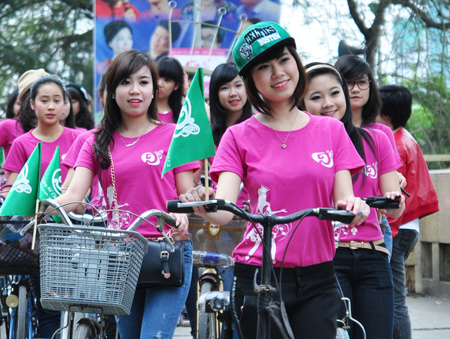 dong phuc ao thun nu mau hong